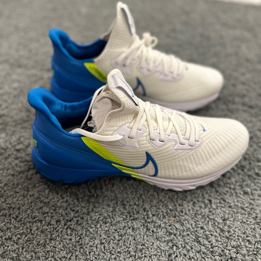 Nike Air Zoom Infinity Tour Zoom Golf Shoes. Mens Size 11 New. Never worn.